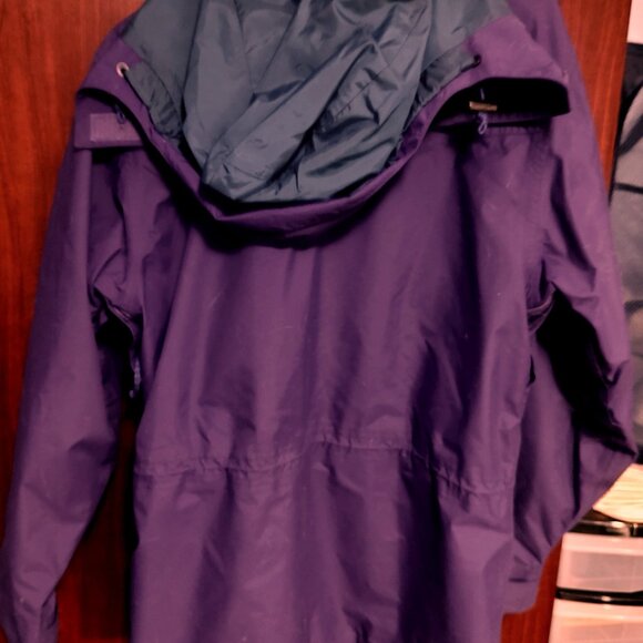 REI 3-in-1 Jacket, Size M, Women’s Nylon Jacket with hood and down insert. - Picture 4 of 10
